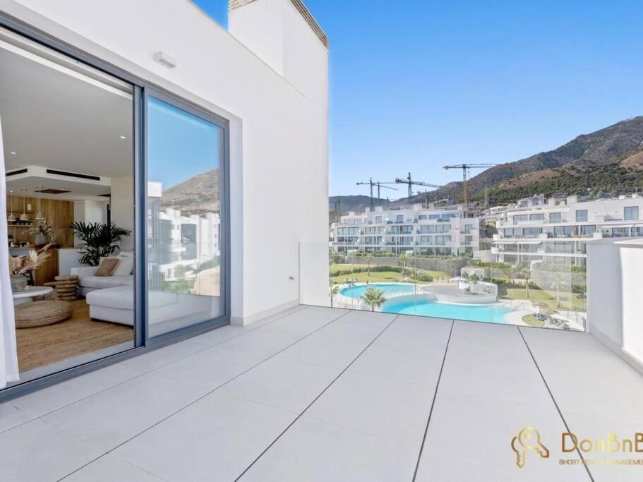 Apartamento Atico De Lujo Con Jacuzzi En Higueron West *