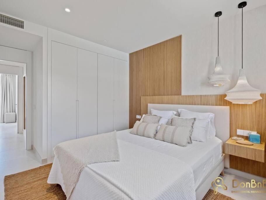 Atico De Lujo Con Jacuzzi En Higueron West Appartement